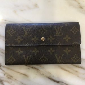 Authentic Louis Vuitton Vintage Wallet-RARE